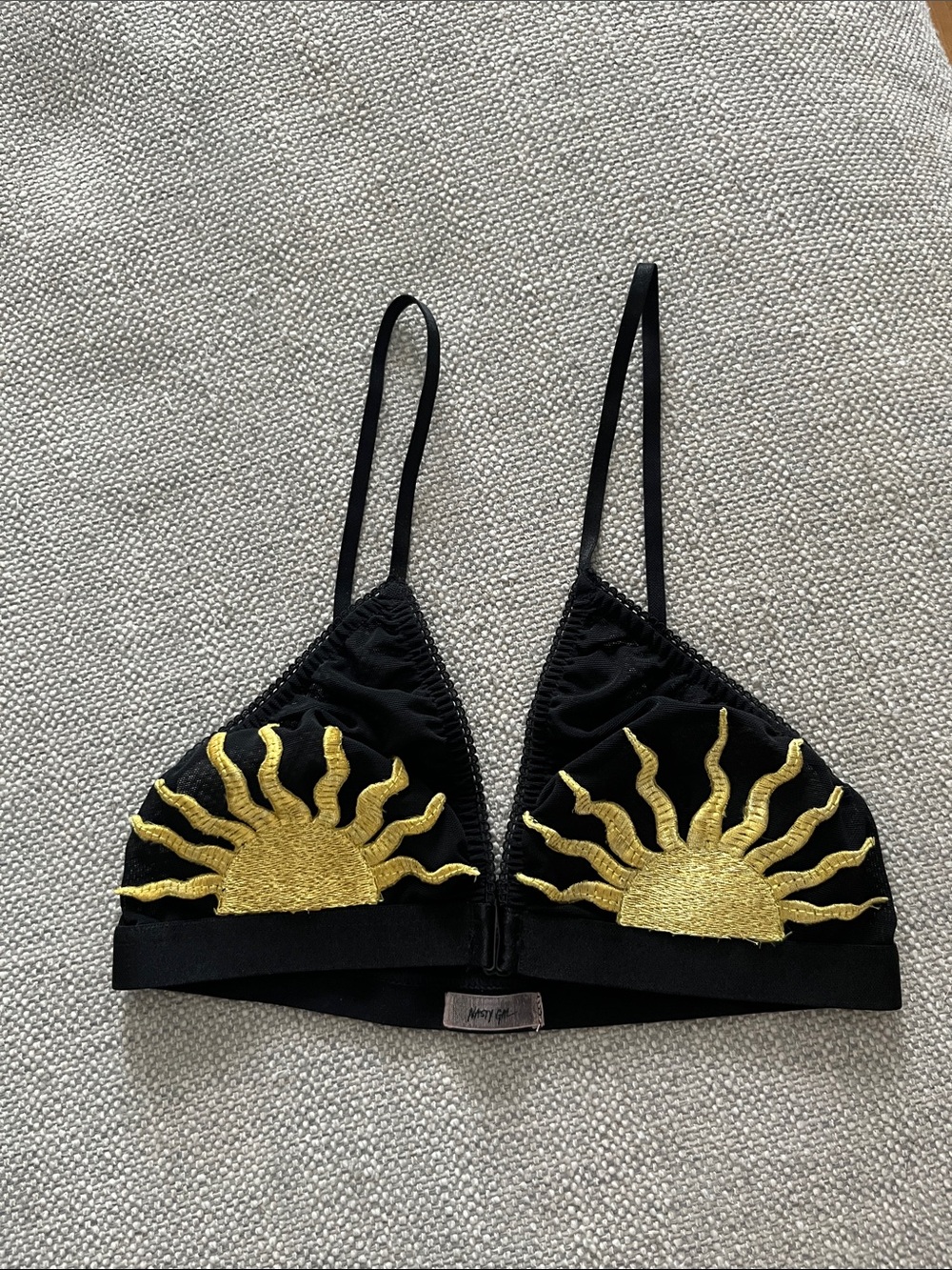 Nasty Gal Celestial Sun Mesh Bra Embroidered Black Bralet XS - Picture 2 of 12